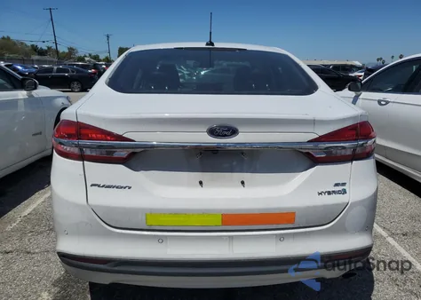 2017 Ford Fusion Se Hybrid z USA, uszkodzony, nr VIN 3FA6P0LU4HR408944